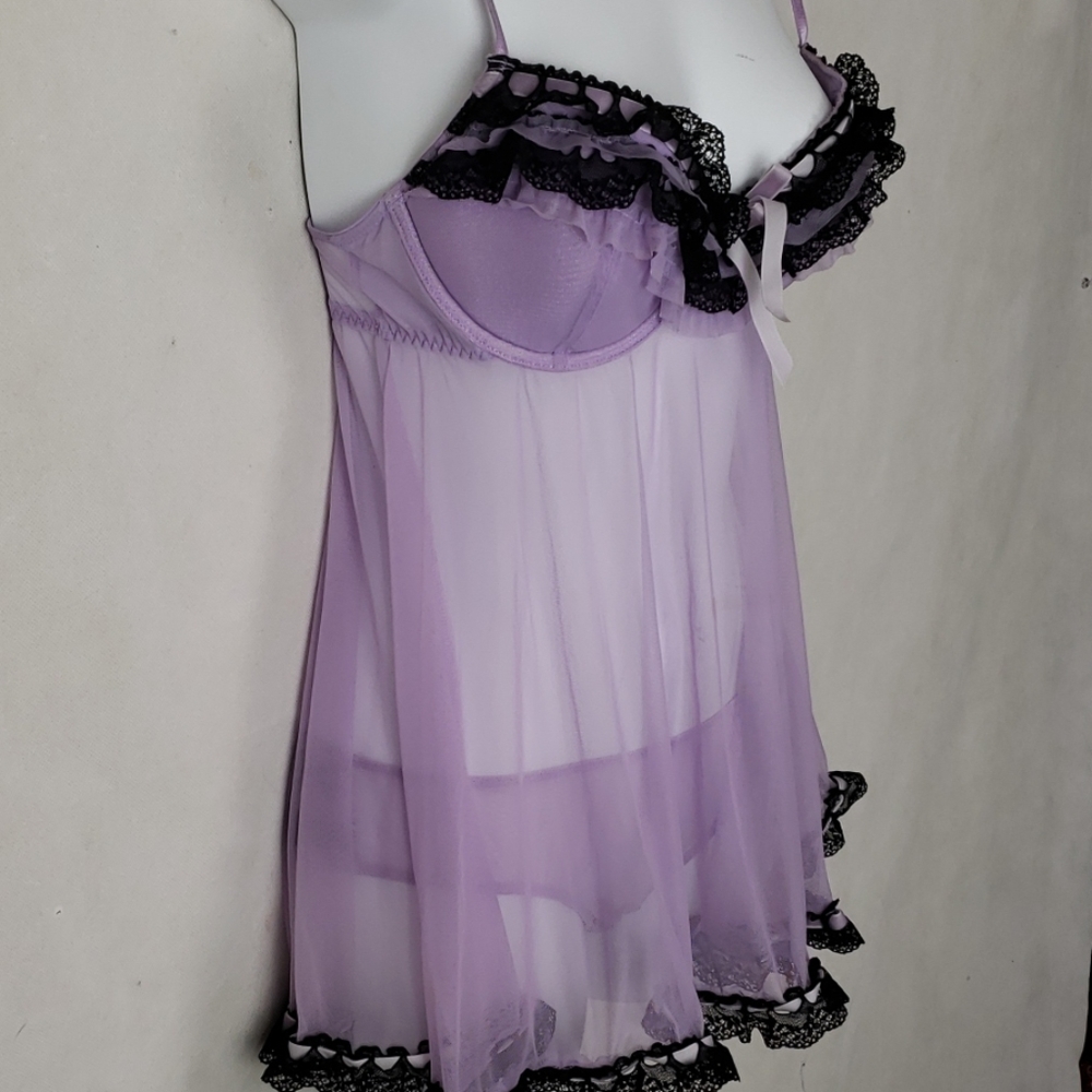 4/20 CASSANDRA INTIMATES lilac black 2 piece lingerie Nightgown set size small